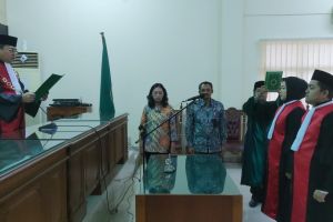 Pengambilan Sumpah Jabatan Dan Pelantikan Hakim Ad Hoc Pengadilan Hubungan Industrial Pada Pengadilan Negeri Banjarmasin